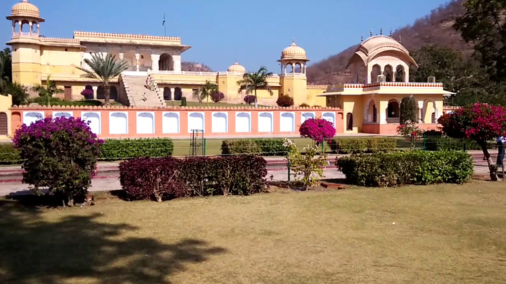 Kanak Vrindavan