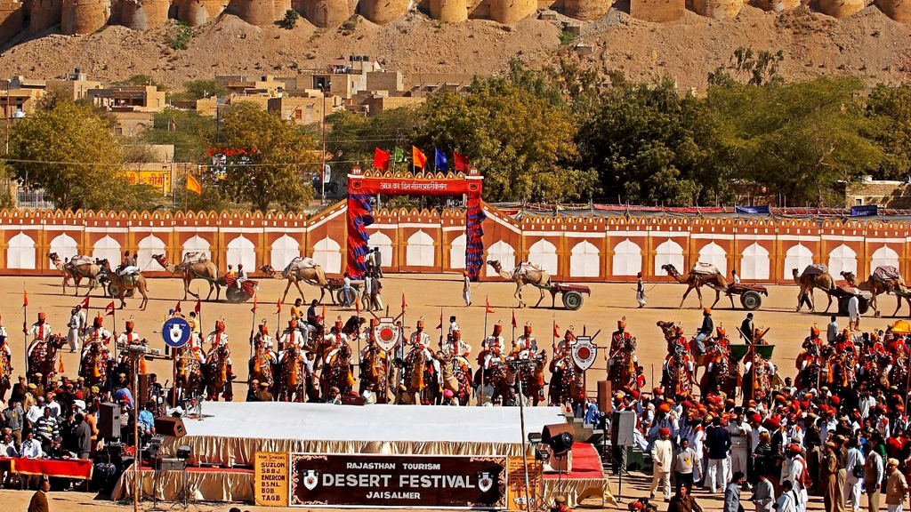 An elephant ride to Amber Fort